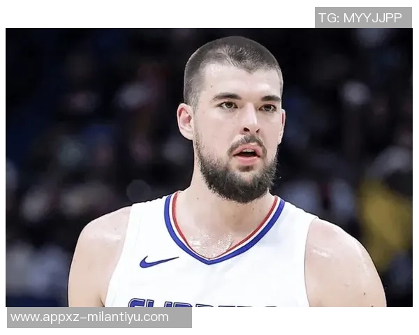 祖巴茨进攻受限难以发挥卢指导无奈回应包夹困境 祖巴茨进攻受限难以发挥卢指导无奈回应包夹困境